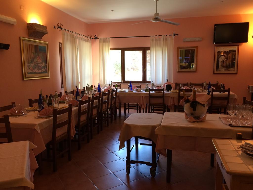 Il Castello Hotel Villaputzu Kültér fotó