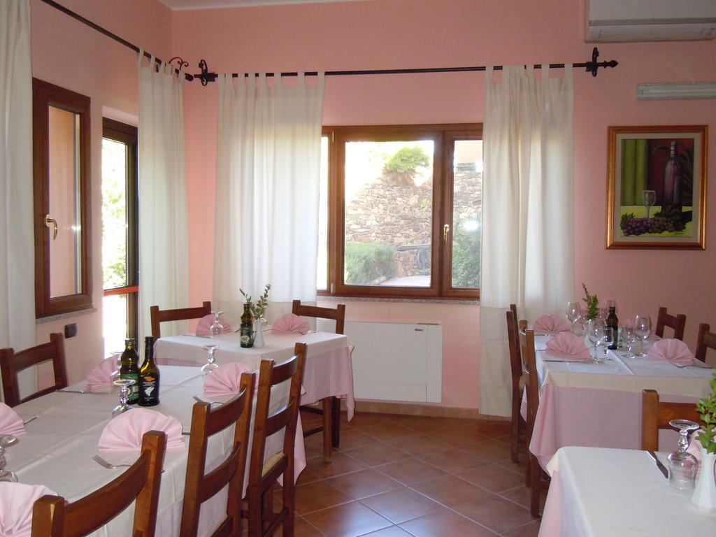 Il Castello Hotel Villaputzu Kültér fotó