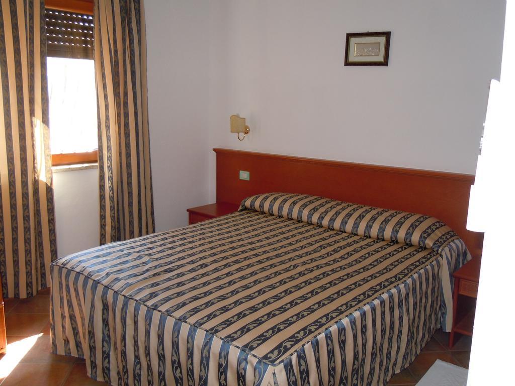 Il Castello Hotel Villaputzu Szoba fotó